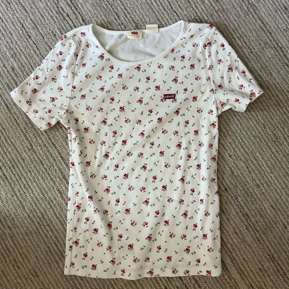 Levi's White Ribbed Top